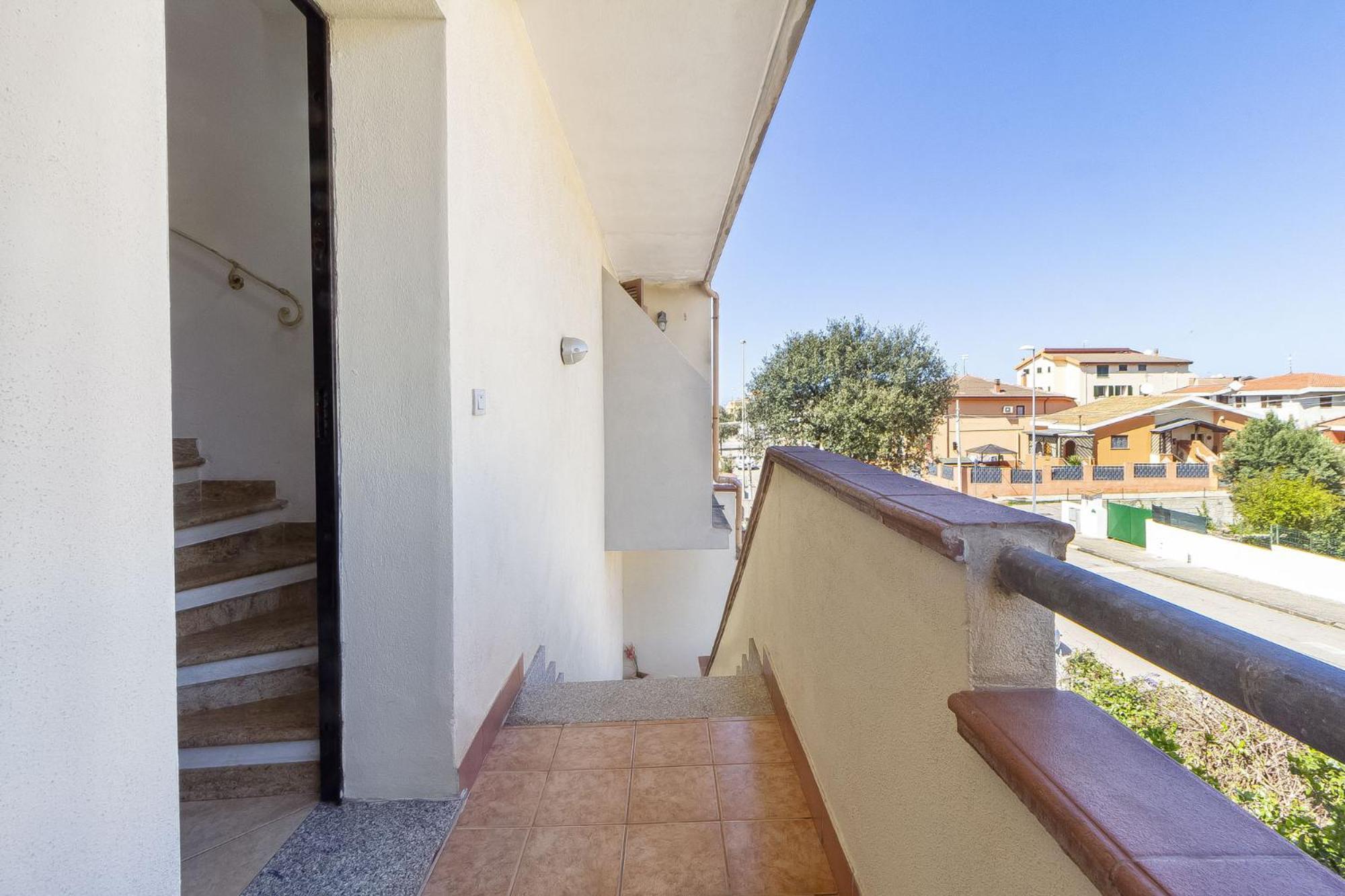 Charlotte Apartment - For Family And Groups Porto Torres Exterior photo